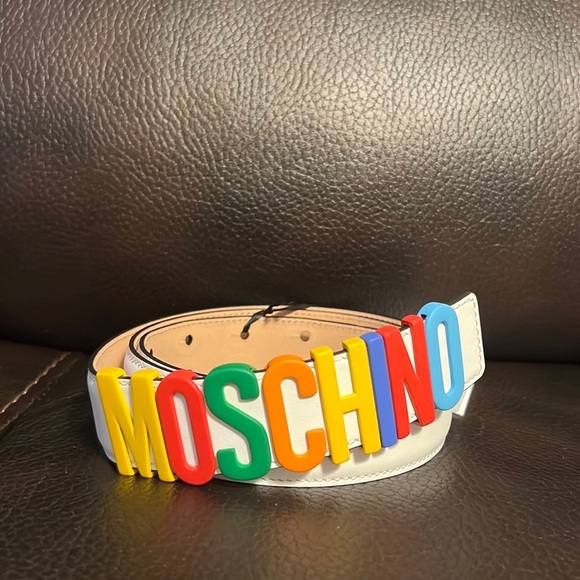 SALE!! Moschino multicolor rainbow letter logo buckle leather belt NWT - Picture 3 of 6